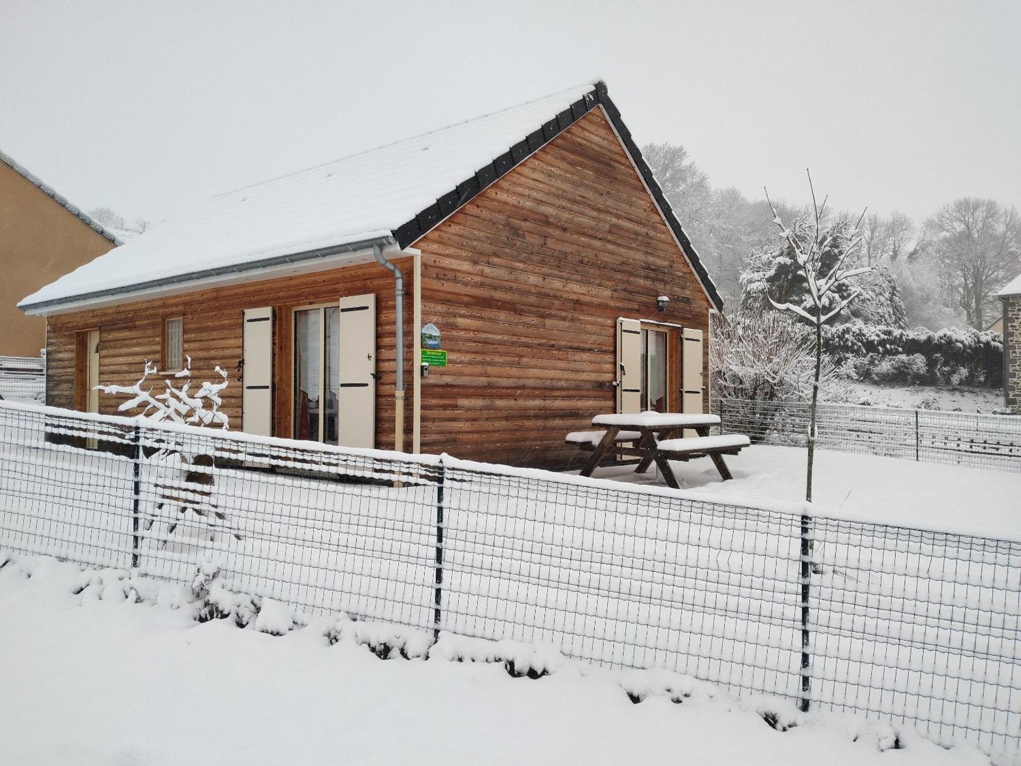 Le Chalet Des Patures Rochefort-Montagne المظهر الخارجي الصورة